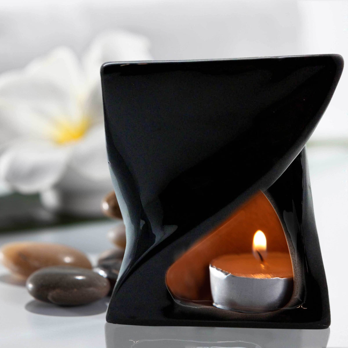 Zen Twist Tealight Candle Oil Burner