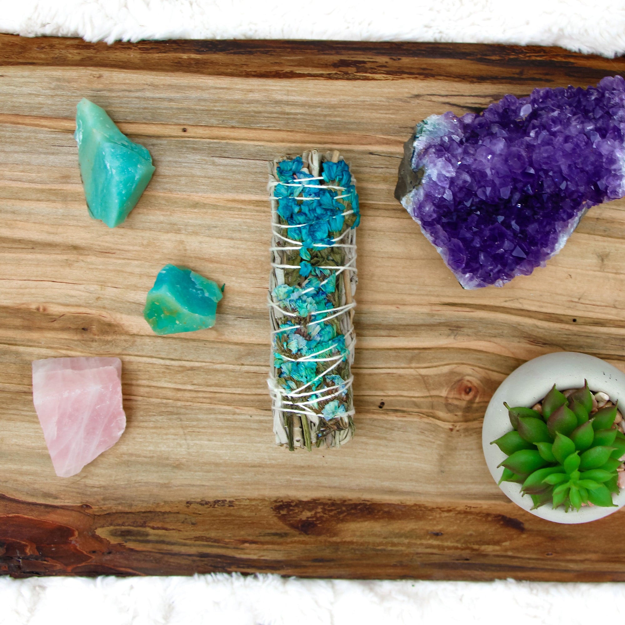 white sage, smudge bundle, sage bundle, 7 chakra sage bundle, 7 chakra smudge, smudging bundles, smoke cleanse, blue sinuata sage, blue statis flower sage, sinuata sage floral sage